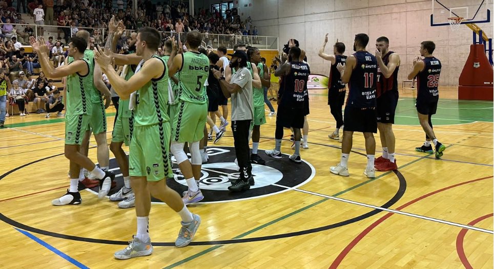 🏀El Ayuntamiento estudia la forma de devolver el dinero de las entradas de la Euskal Kopa

👉 galdakao.eus/ampliar/euskal…