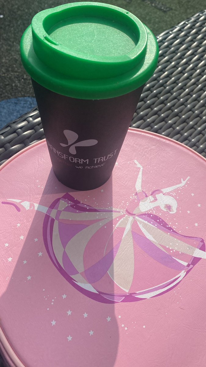 AmyGreatrex_RfP's tweet image. Saturdays are clubs and herbal tea in my @TransformTrust cup. Looking forward to another amazing year of quality CPD with inspiring professionals. #advancedcoaching @lizbarratt @inojiltd @TrnsfrmApplied