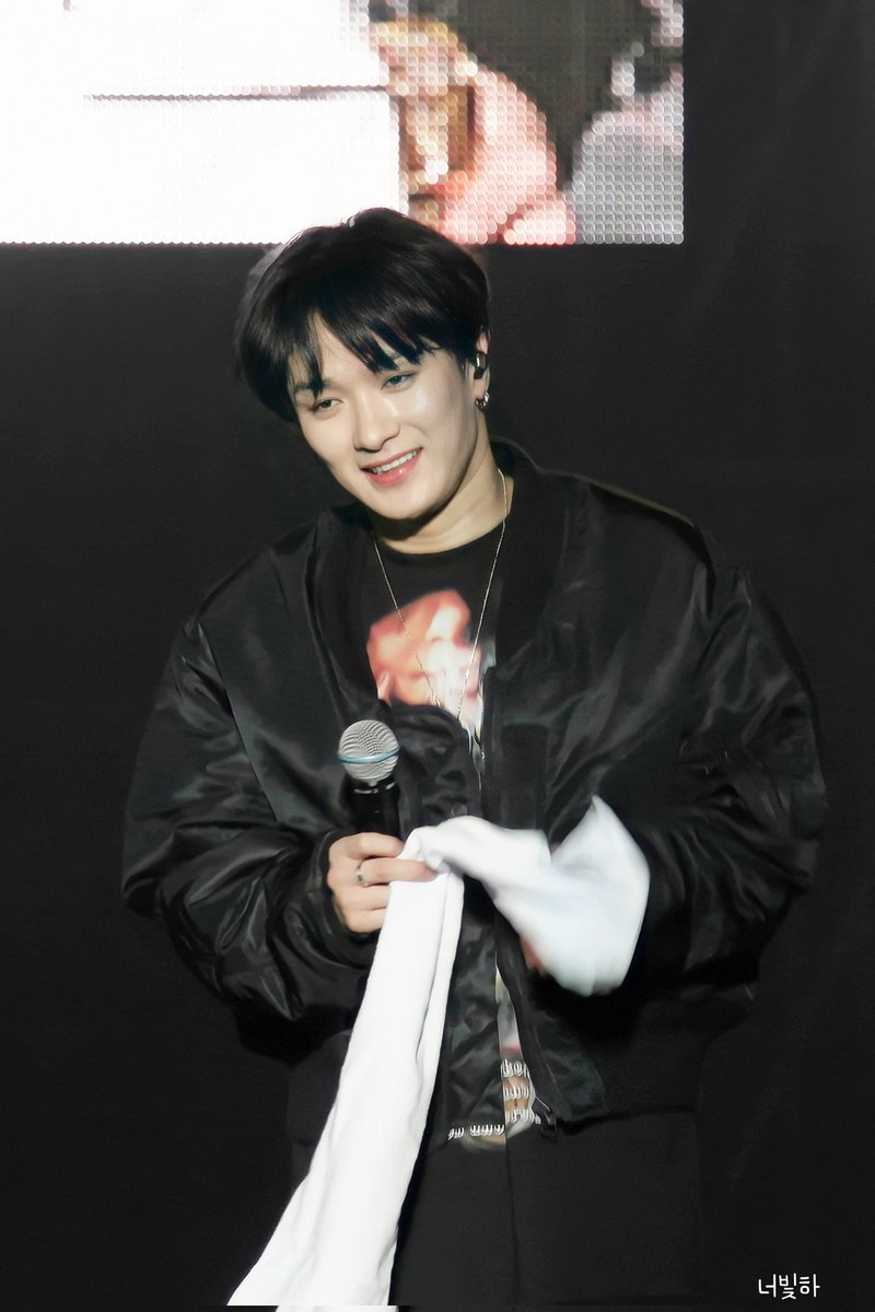 그 뜨거운 열기가 그립다
#김재덕 
#sechskies