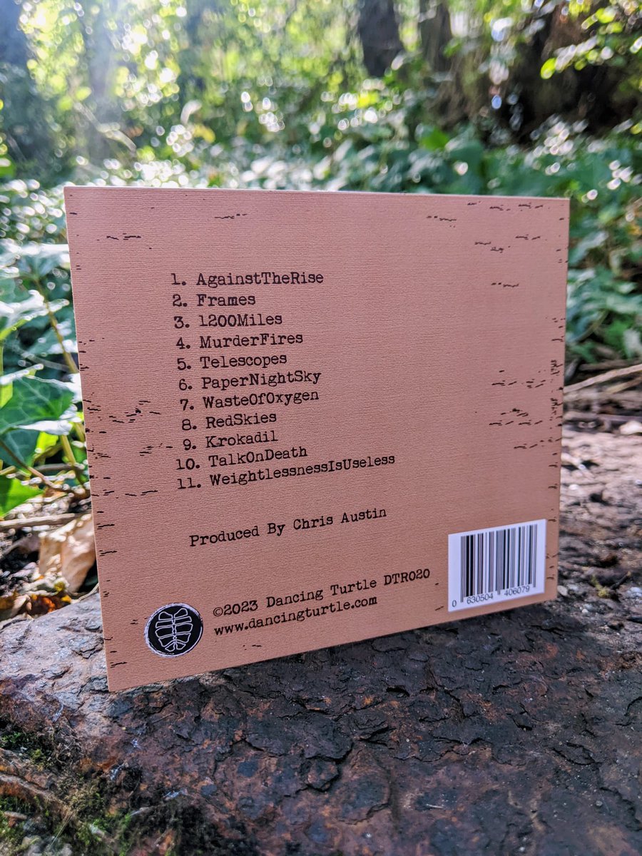 DancingTurtleHQ's tweet image. The debut album from Tape Error - the late Chris Austin's band from the #Medway towns in Kent - is  available for pre-order ahead of its release on 6th October. 🎶

Get a copy here: dancingturtle.com/product/tape-e…