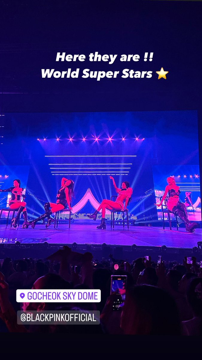 คุณครูสอนภาษาฝรั่งเศสของเจนนี่ไปให้กำลังใจเจนนี่ในคอนเสิร์ตที่โซลวันนี้ 🤍 

JENNIE IS HOME
#AceJENNIEatSeoulFinale  #BORNPINKinSEOUL_FINALE