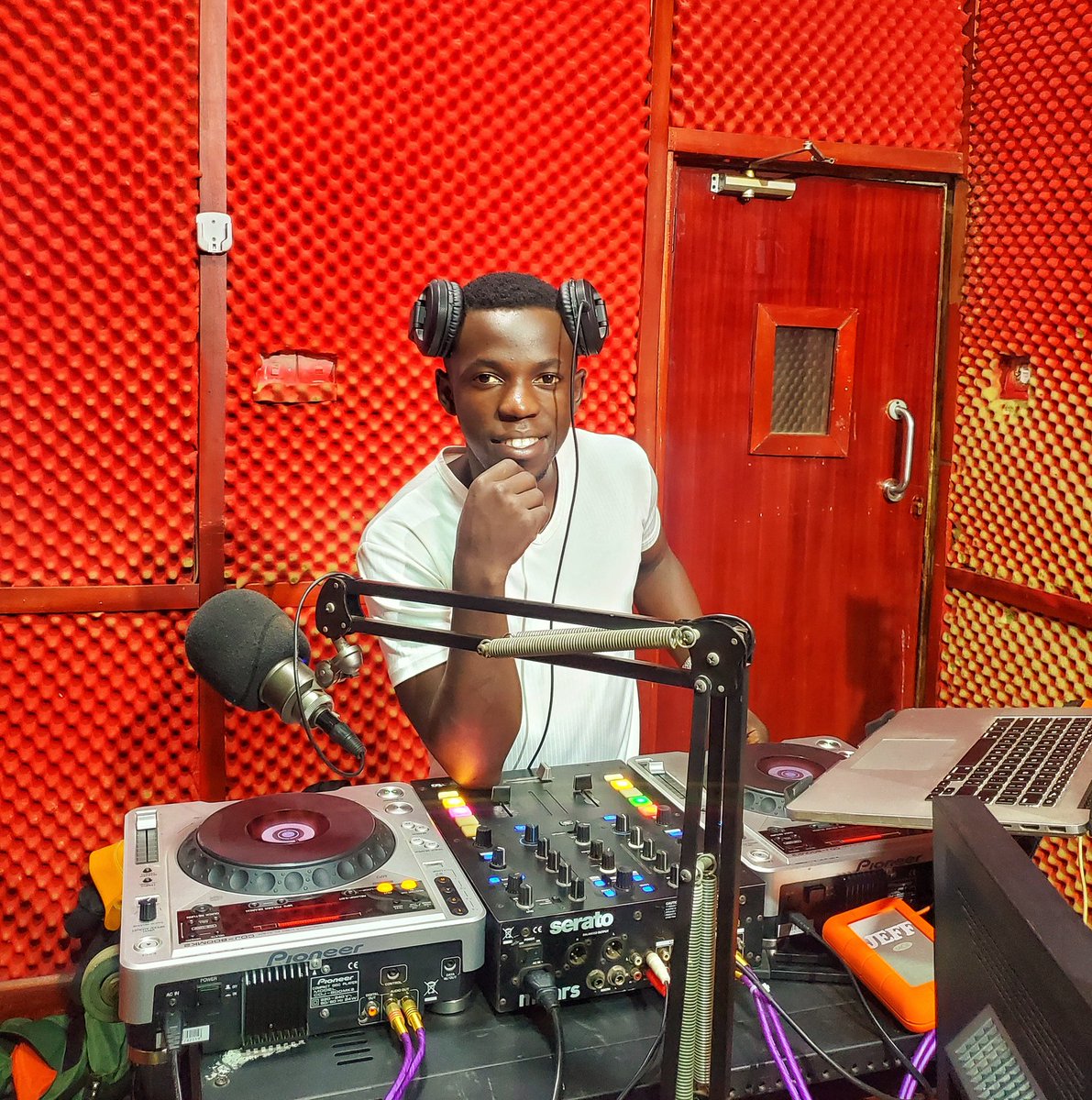 DJ JEFF (The Last Born Dj) (@lastborndjjeff) on Twitter photo 