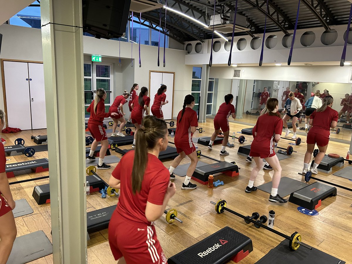 Fantastic sessions across the whole of our female section on Thursday nights <a href="/the_nomads/">Connah's Quay Nomads FC</a> Girls PDC U10 U12 U14 U16’s all focusing on combination play ⚽️

Leading into the U19’s &amp; Women’s S&amp;C Session <a href="/lifestyle_fit/">Lifestyle Fitness</a> 💪🏻

#Pathway 🔴🧱