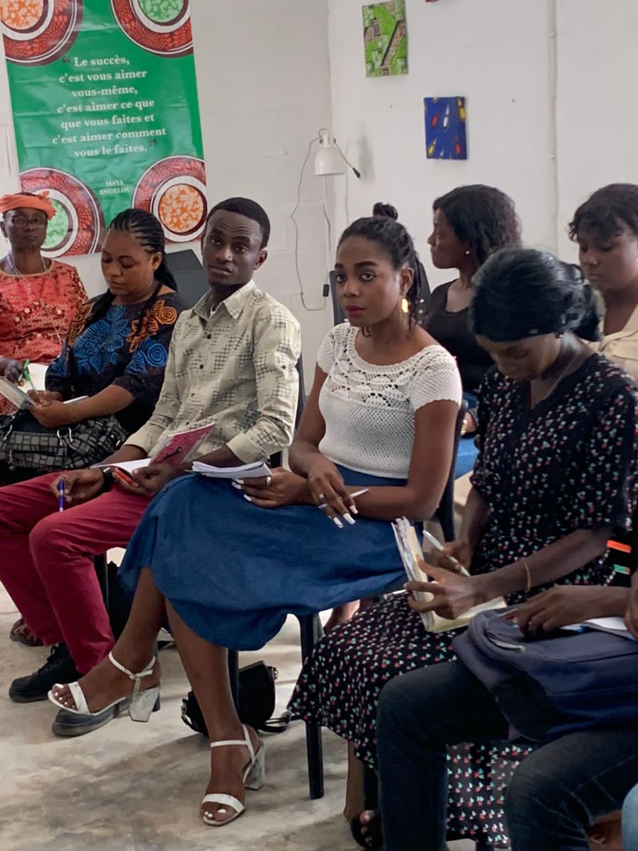 Incubateur Pull Up Business Women tweet media