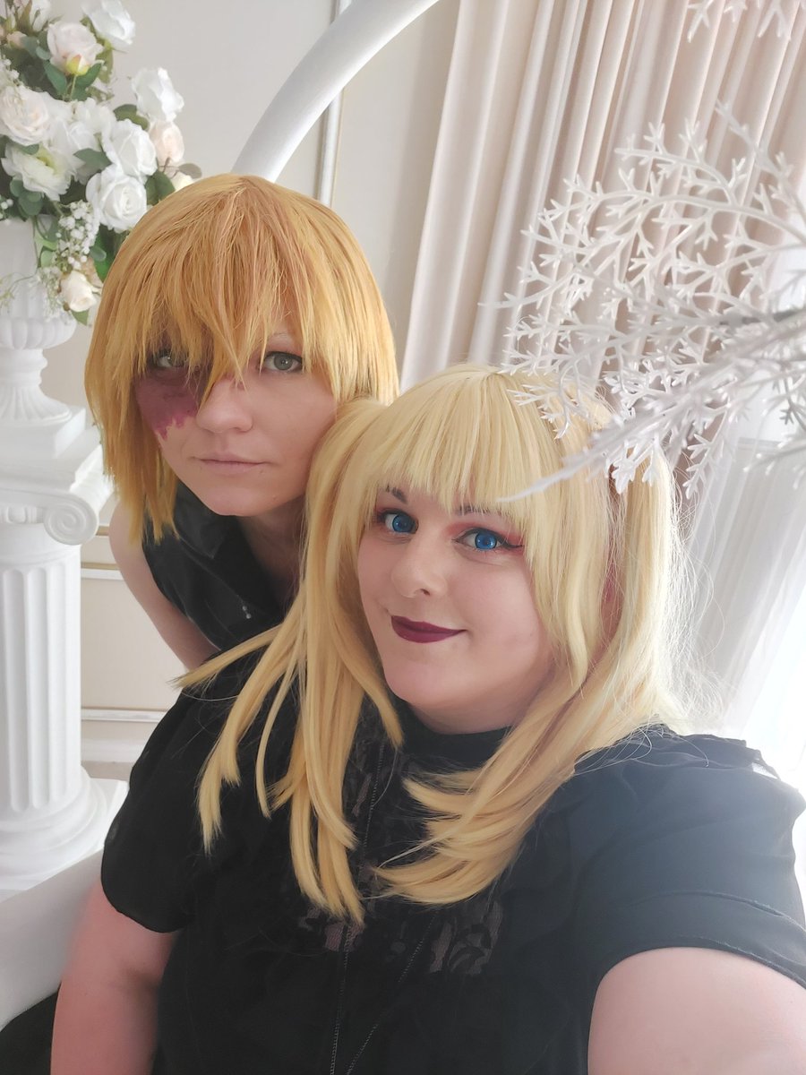 Insomnia_Show's tweet photo. Erste Selfies vom Trailerdreh ♡
Heute mit Mello @Ragnar_Sjoegren  und Misa @Anjuli_Voice 🥰

~ Anjuli https://t.co/eeSMWTPZQm