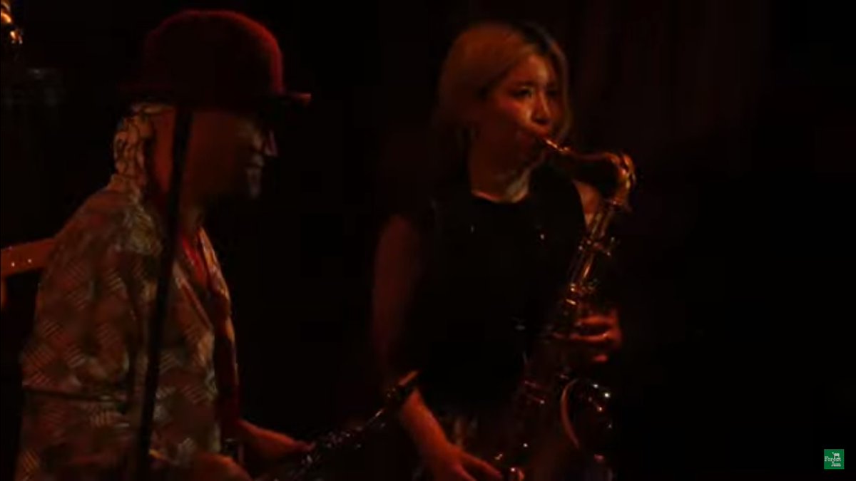 Matukan221's tweet photo. プリミティブでヴィヴィッドで楽しい✨
アフロビート!!!
#ODODOAFROBEAT #オドドアフロビート #チャナリーフ #ForestJam #毎月小さな野外フェス #石渡みなみ T.Sax https://t.co/wErOmOmLC1
