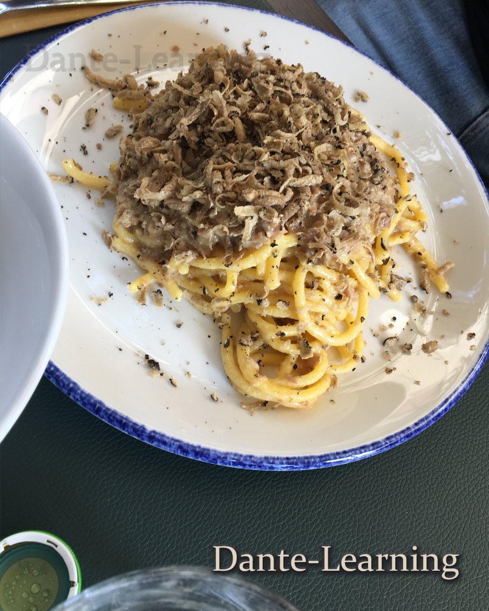 DanteLearningJP's tweet photo. 9月17日は『イタリア料理の日』
イタリア語で”料理”は "CUCINA 【クチーナ 9-1-7】"、語呂合わせで日本のイタリア料理協会によって制定されたそうです。
早速、今日はイタリアン🍴
💬Che tipo di pasta mi consiglia?　お勧めのパスタは何ですか？

🔗https://t.co/7DqKEZfkhO https://t.co/TQ2AKMAs1u