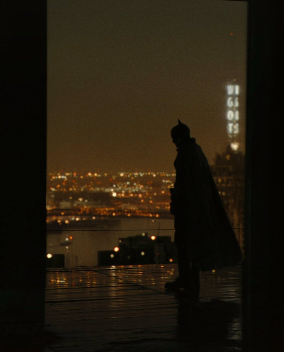 TheCinesthetic's tweet photo. Happy Batman Day! https://t.co/JuOmDUJAoH