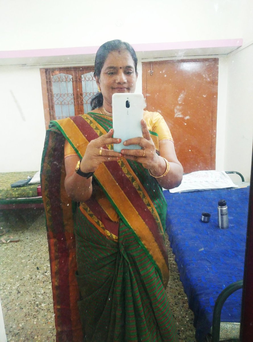 sankariofficial's tweet photo. #mirrorselfie..😊😊
#functionmode https://t.co/EhLsDsSPDo