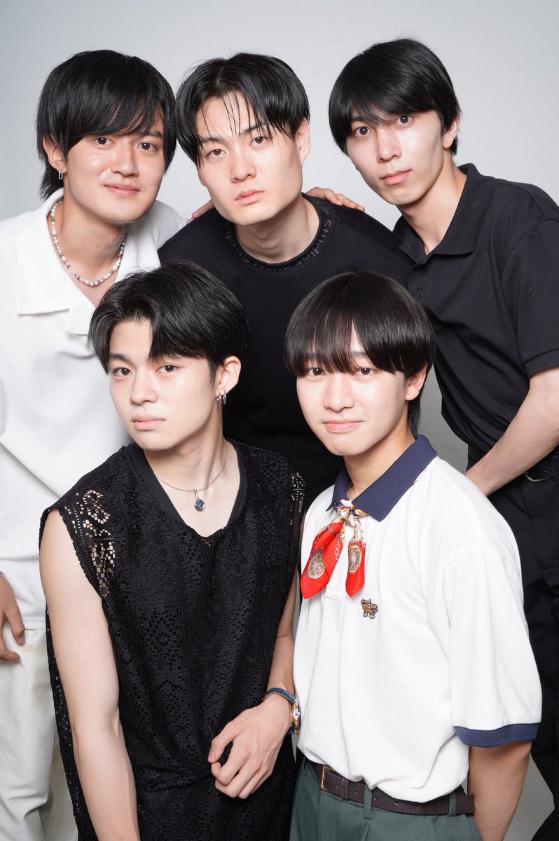 mr_gakushuin_'s tweet photo. ［お知らせ📢］
この度、ミスター学習院2023 ファイナリストが掲載された #TGCCAMPUS アドトラックが都内を走行します！！🚚💨

走行日時: 本日9/16(土)～9/27(水) 14:30-21:00

走行場所: JR渋谷駅及びJR原宿駅周辺
毎日14時から30分間ほど代々木体育館裏に停車予定です！ https://t.co/AHviuDXHy2