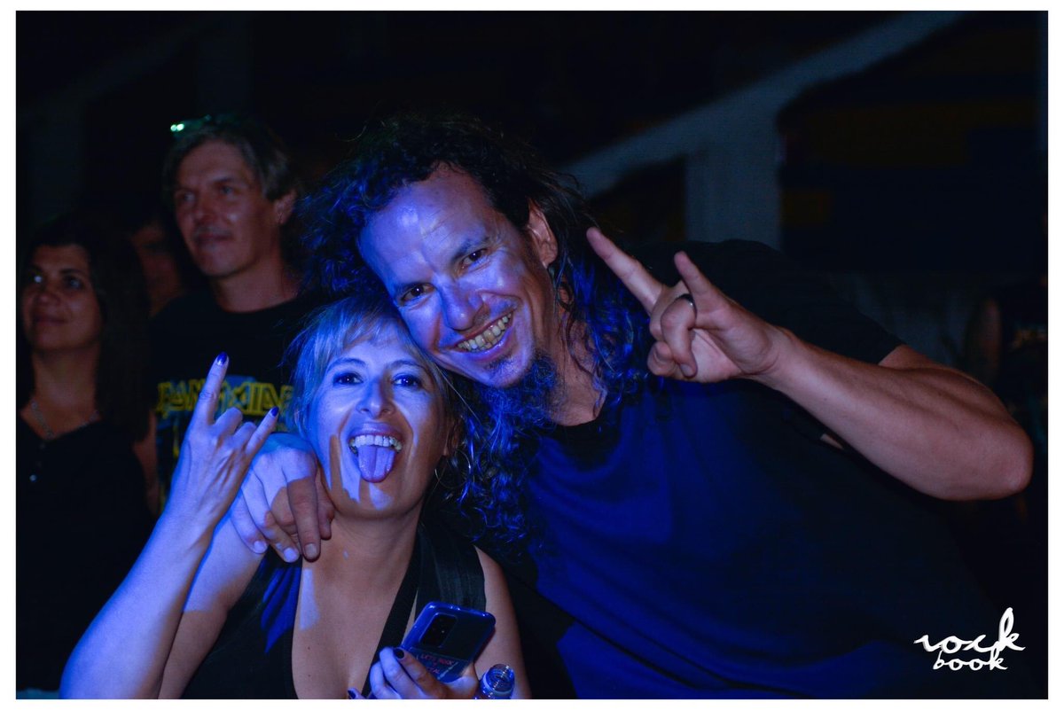 rockbookuy tweet media