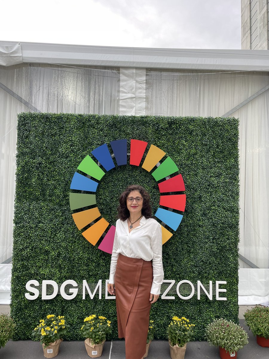 Sheila B (@realsheilab) on Twitter photo Live from #NewYorkCity at the <a href="/UN/">United Nations</a> headquarters representing <a href="/wairobotics/">Women in AI & Robotics</a> Live from #NewYorkCity at the <a href="/UN/">United Nations</a> headquarters representing <a href="/wairobotics/">Women in AI & Robotics</a>