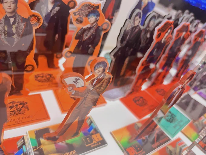 キャラドリ行ってエスプリー買ってヒプステ卒業式 