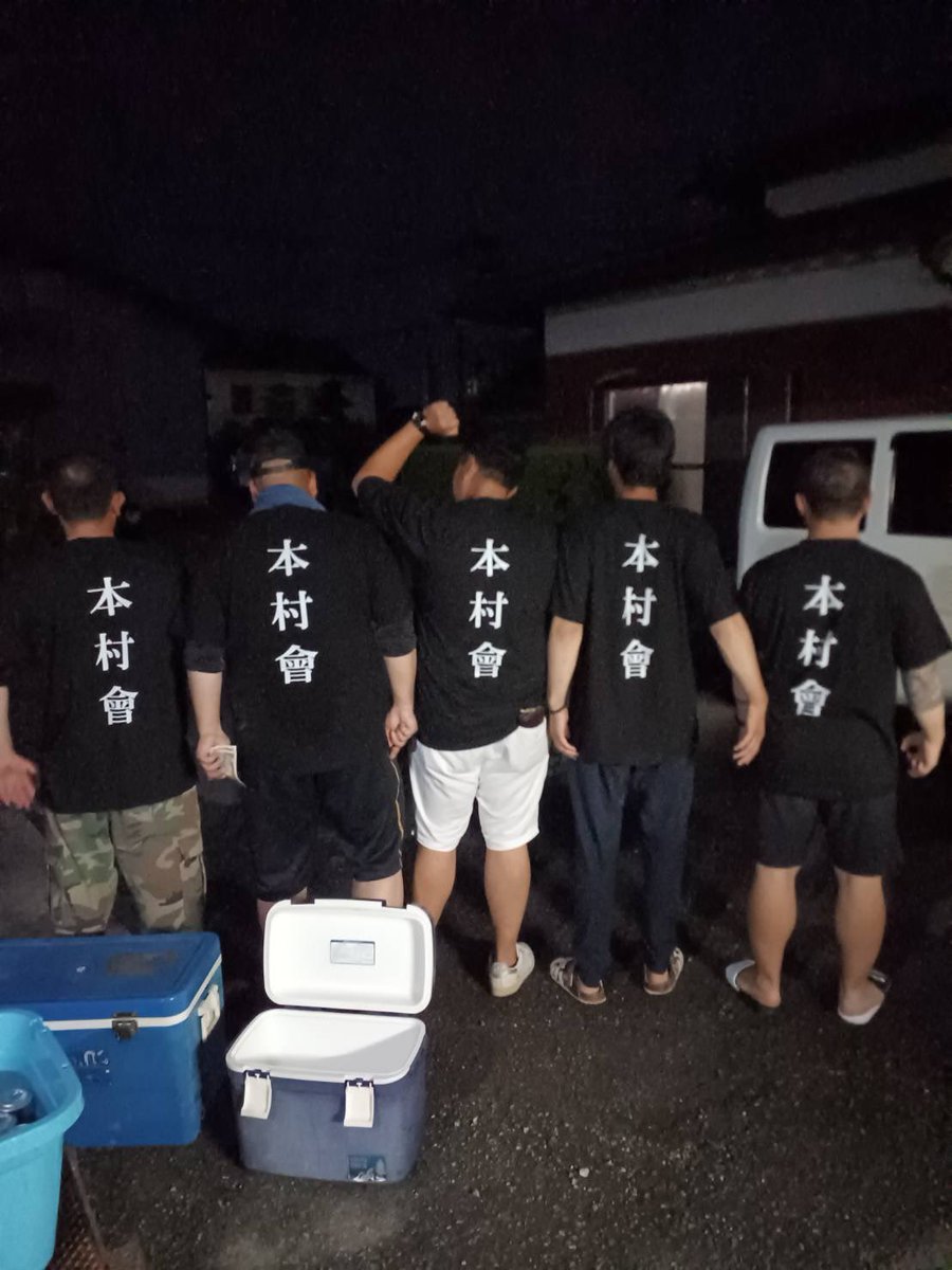 kinokoman_5's tweet photo. BBQしよるけど暑かね🍖
肉よりこっちが焦げるばい https://t.co/e3umHk6Rtm