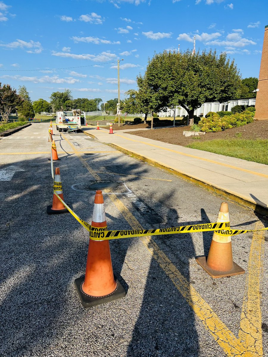 Maintenance out early on this beautiful Saturday fixing a few pot holes in pick up line… even when school is closed and quiet we there making it happen! 🛠️ 🕳️ @CESPantherCubs