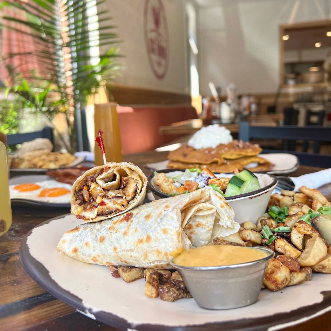 Egg Harbor Café tweet media
