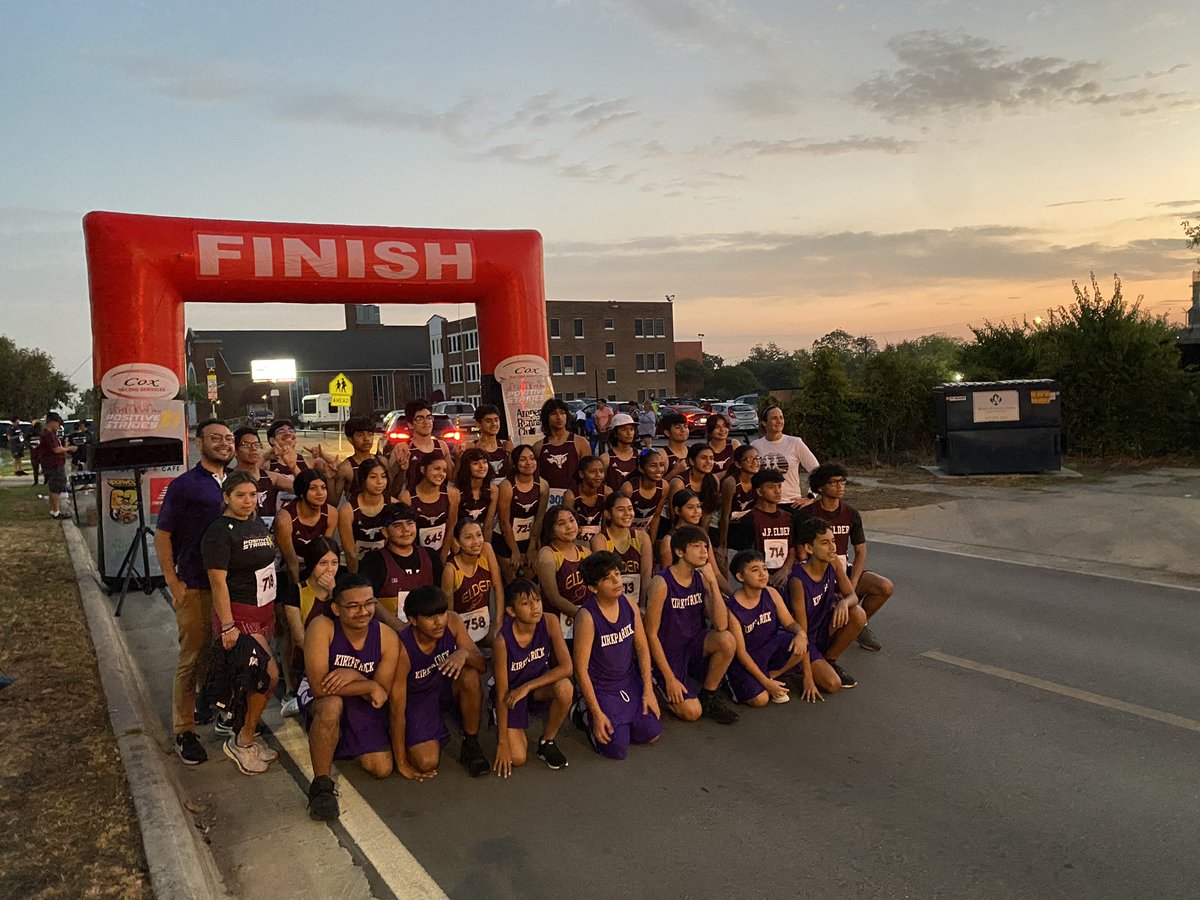 mannydlc2's tweet photo. My son &amp; I are proud to run the #positivestrides Northside 5K with @NorthSideFWISD, @JPElderMiddle, @KirkpatrickFWTX &amp; the rest of the Northside community (&amp; a goat)! One team, one dream, #onefortworth @ChrisjBarksdale @CortezLupe1 @ChristinReeves @CharlieGarciaFW @amramsey13 https://t.co/Nqlerrf7Qr