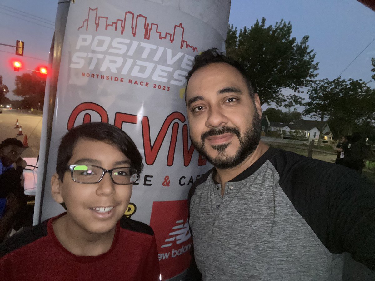 mannydlc2's tweet photo. My son &amp; I are proud to run the #positivestrides Northside 5K with @NorthSideFWISD, @JPElderMiddle, @KirkpatrickFWTX &amp; the rest of the Northside community (&amp; a goat)! One team, one dream, #onefortworth @ChrisjBarksdale @CortezLupe1 @ChristinReeves @CharlieGarciaFW @amramsey13 https://t.co/Nqlerrf7Qr