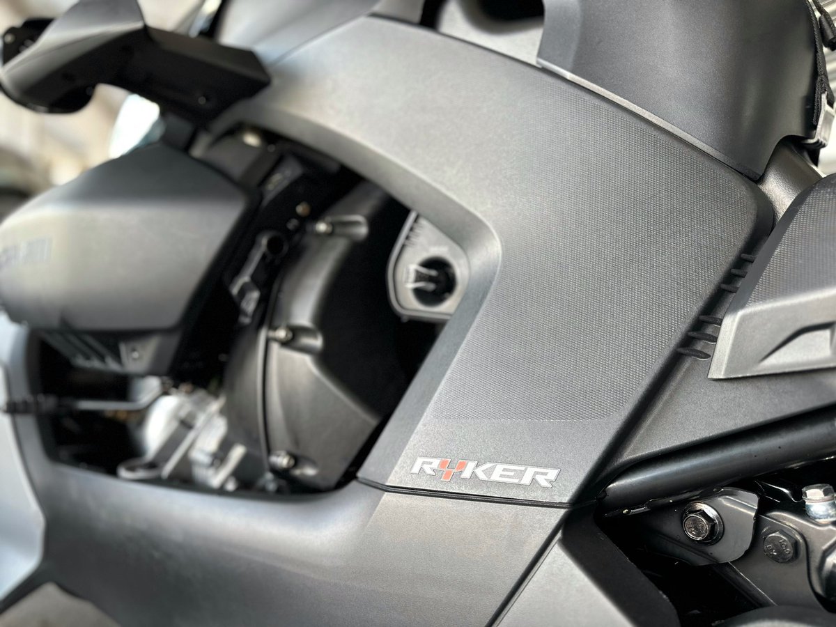 •••EMİRLER•••

BOMBARDIER RYKER

#bombardier #ryker900 #bombardierlovers #motorcycle #motorbike #luxurylifestyle #luxurymotors #emirler #emirlerotomotivizmir #emirlerizmir #emirlerotomotiv #emirlererengroupinşaat