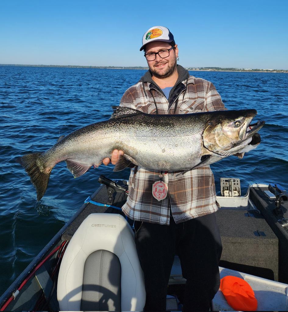 fnveenie's tweet photo. 25 lb, 37.5 inches 😲 https://t.co/RJpj9YiHDJ
