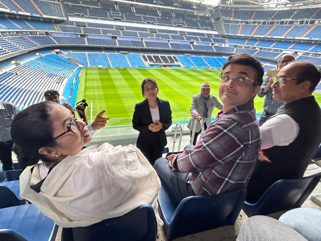 NilanjanDasAITC's tweet photo. CM @MamataOfficial and @SGanguly99’s visit to Madrid Stadium 🇮🇳🇪🇸 https://t.co/HWrSHr8j0u