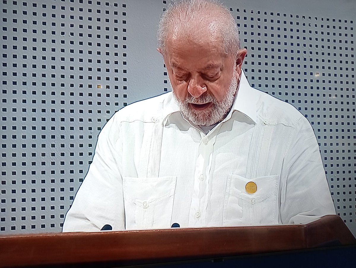 📌Debate general en Cumbre del #G77yChina El presidente de #Brasil @LulaOficial es el primer orador en esta segunda cita. Resalta la importancia de la ciencia, la tecnología y la innovación para el desarrollo sostenible de los países del Sur. #Cuba #CubaG77 🧵⤵️