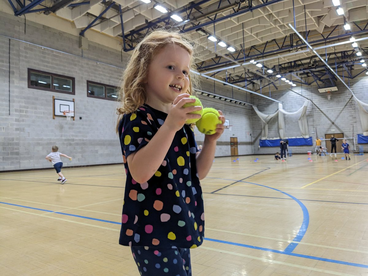 iknowkellaway's tweet photo. Absolutely loved this little lady being the only female representative at @MiniCrickets Epsom today &amp; having a  great time! #thisgirlcan 

She wants to go to @thehundred next year 

Today's cricket outfit would make an interesting kit... https://t.co/ONUVLpyYg1