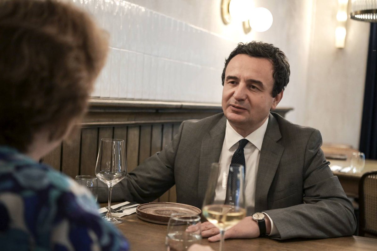 albinkurti's tweet photo. I hosted a dinner last night on the outskirts of Prishtina for former EU HR/VP Baroness Ashton, with whom I discussed politics and European and regional affairs. Although our roles are different today compared to ten years ago, we face many of the same issues. https://t.co/BmBl5YRxeE