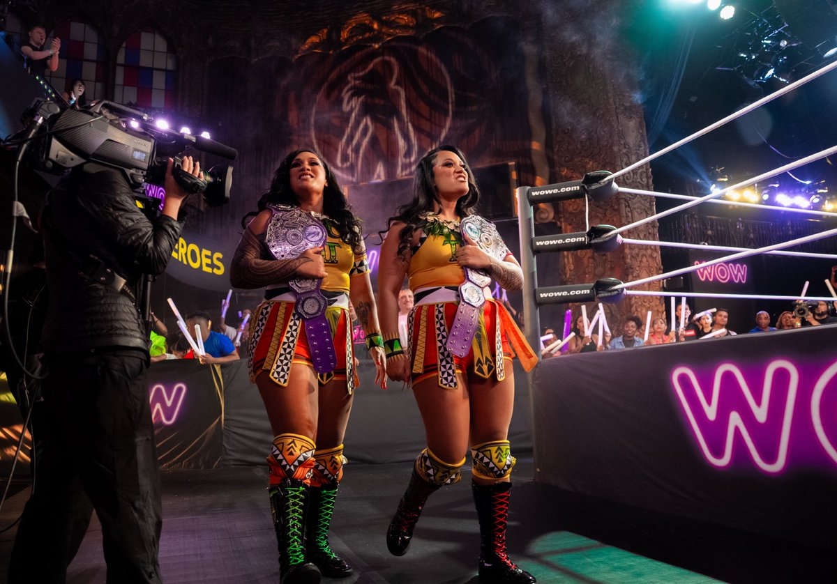 Make way your tribal QUEENZ👑👑 are here and they are walking into season 2 as your NEW WOW WORLD TAG TEAM CHAMPS 🇹🇴 🇹🇴🏆🏆 **Tune in TODAY for the premier of season ✌🏽 @wowsuperheroes wowsuperheroes ** 📺 #tongatwins #dontmesswithtongans #royalty👑 #island #champs #fyp