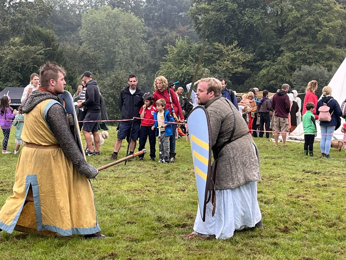 #BristolsBrilliantArchaeology @BlaiseMuseum is ace! Loads of activities, stalls, re-enactments and groovy Vikings, Celts and Romans. Get on down before 4pm today