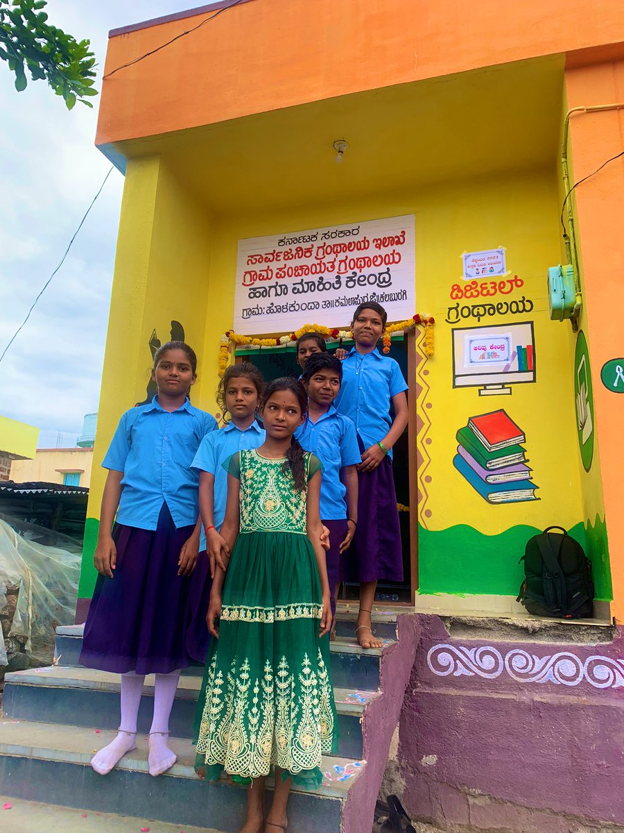 readingkafka's tweet photo. I met these wonderful kids at the Holakunda rural library in Kalburgi today. #kidsnlibraries https://t.co/lWkoBO5Wu7