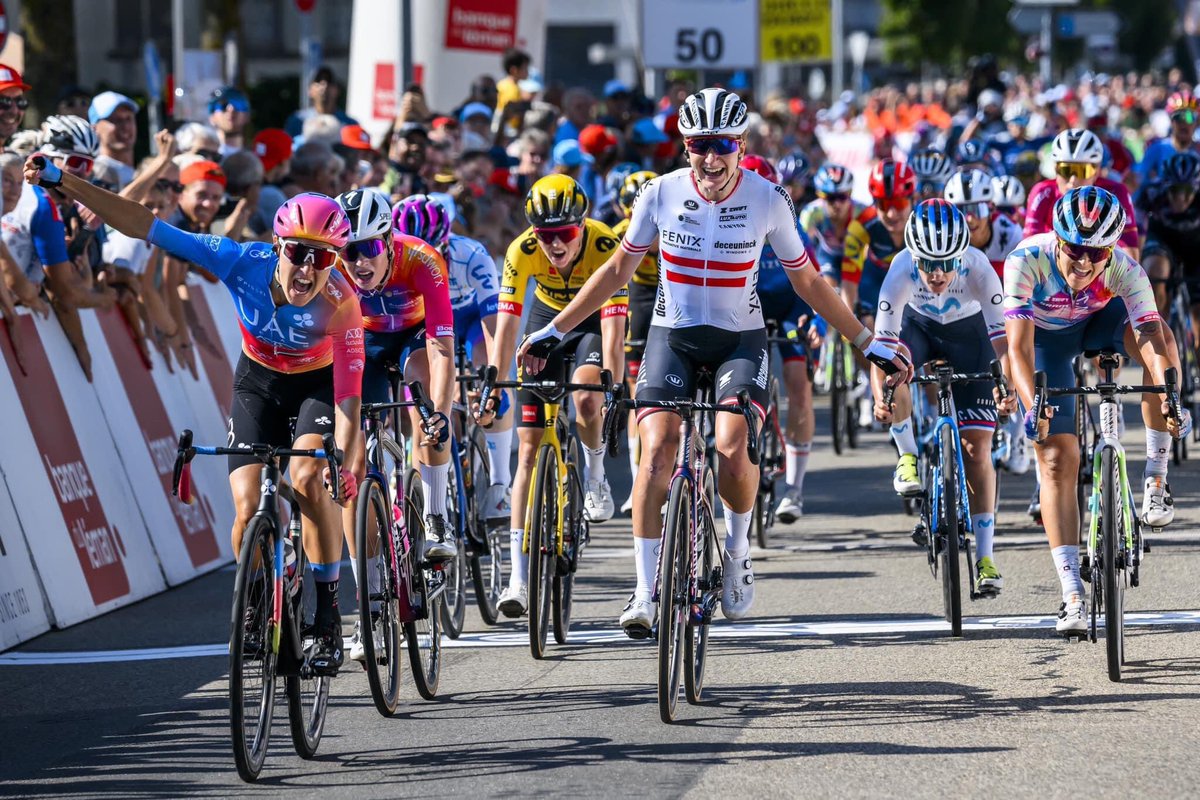 Hoebele Senden tweet media