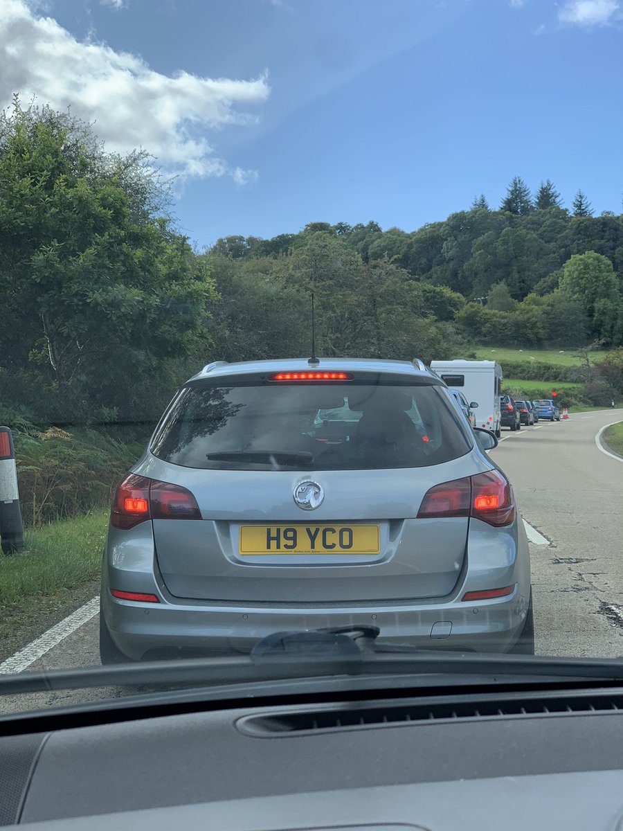 MsSutedja's tweet photo. Dangerous slow driver when overtaking driver accelerated to drive fast! Danger!!@PoliceScotland https://t.co/cPYnpRQoIa