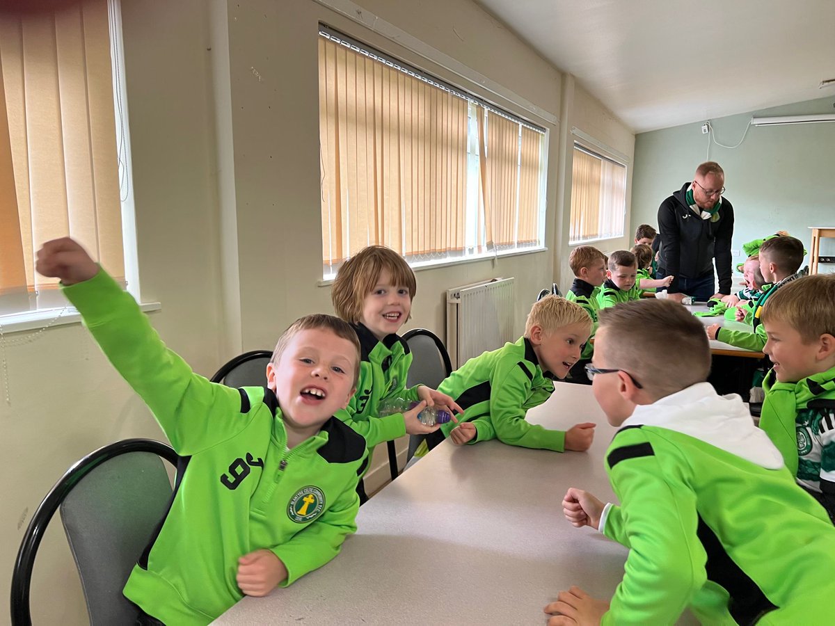 KanoFoundation's tweet photo. Fantastic group of kids we have today all ready to watch the Bhoys 👏👏🎉🎉

Give us a wave if you see us!!
#keepingfootballfreeforkids https://t.co/sgzzFtk6wa