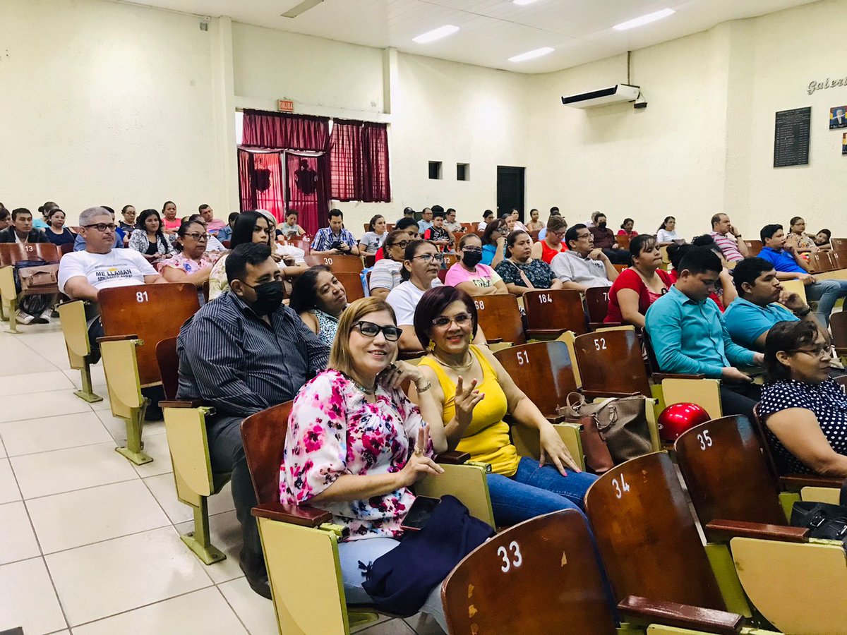 Asamblea de Militantes #UVDenisSilva presentes con #AmoraNicaragua, continuamos celebrando nuestro Septiembre Heroico,  nuestra #PatriaBenditayLibre, nuestros héroes y mártires.

Edgar "La Gata" Munguía
Presente ✊🏻
Presente ✊🏻
Presente ✊🏻