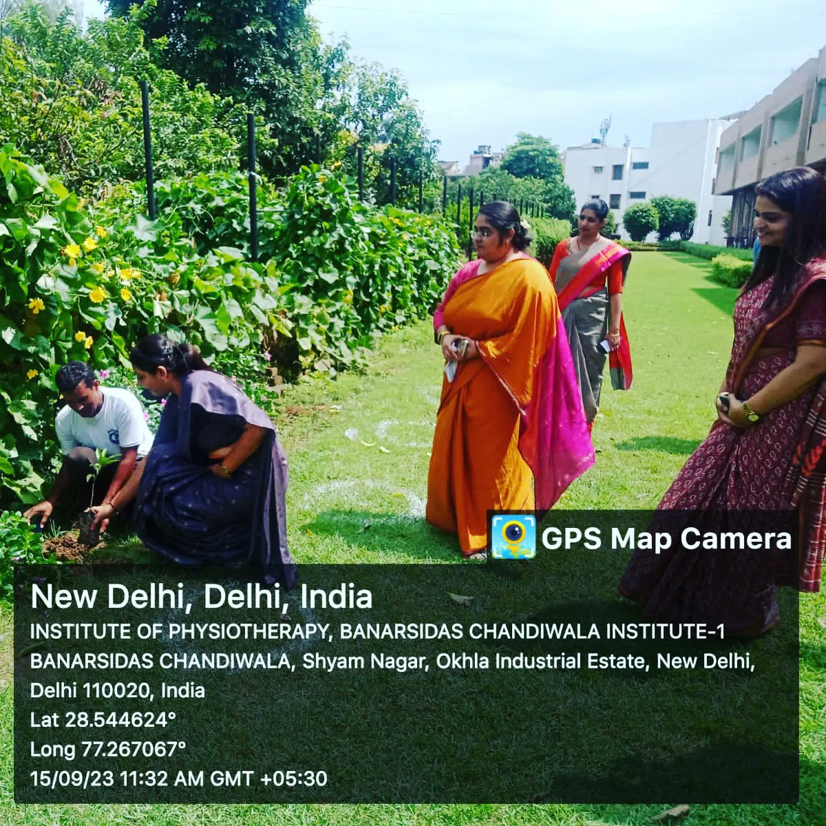 BanarsidasP's tweet photo. Eco Club of Banarsidas Chandiwala Institute of Physiotherapy, organised Plantation Drive on World Physiotherapy Day, to focus out medical benefits of plants in the light of the theme Arthritis and Forms of Inflammatory Arthritis. #GNCT #GGSIPU #WPD #bcip #ecoclub #medicinalplants https://t.co/PZgDqUDZGM