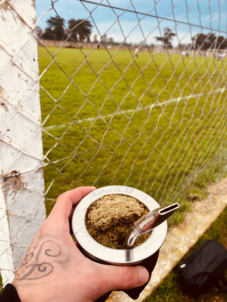 “Preparo el mate y vamos a la cancha” - enviar