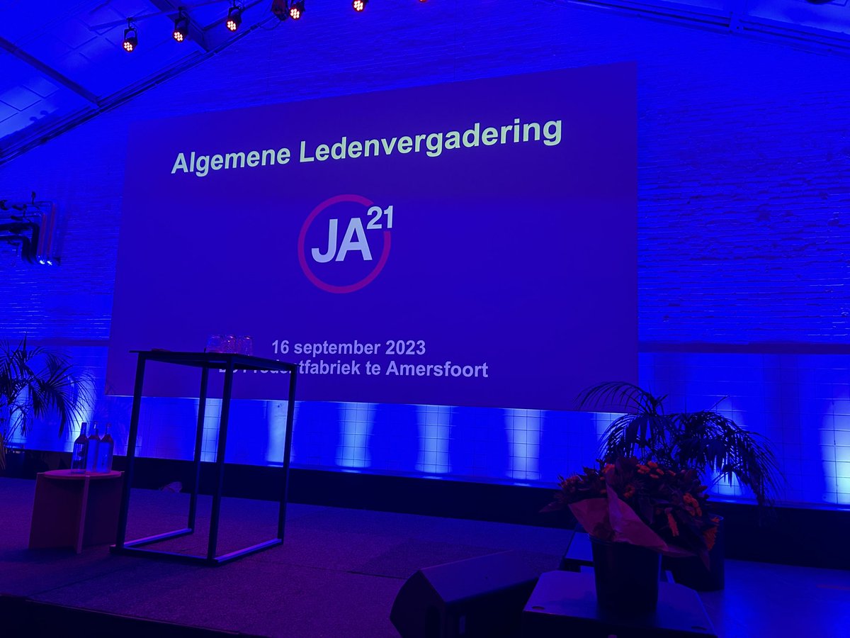 Kelly Uiterwijk tweet media