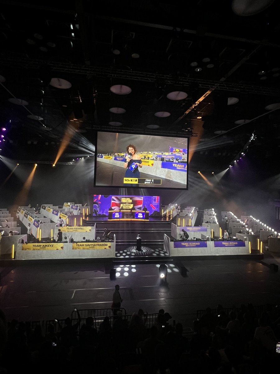 shayarayne's tweet image. LET THE WSOW BEGIN. #WSOWGlobalFinal  @CallofDuty @Activision