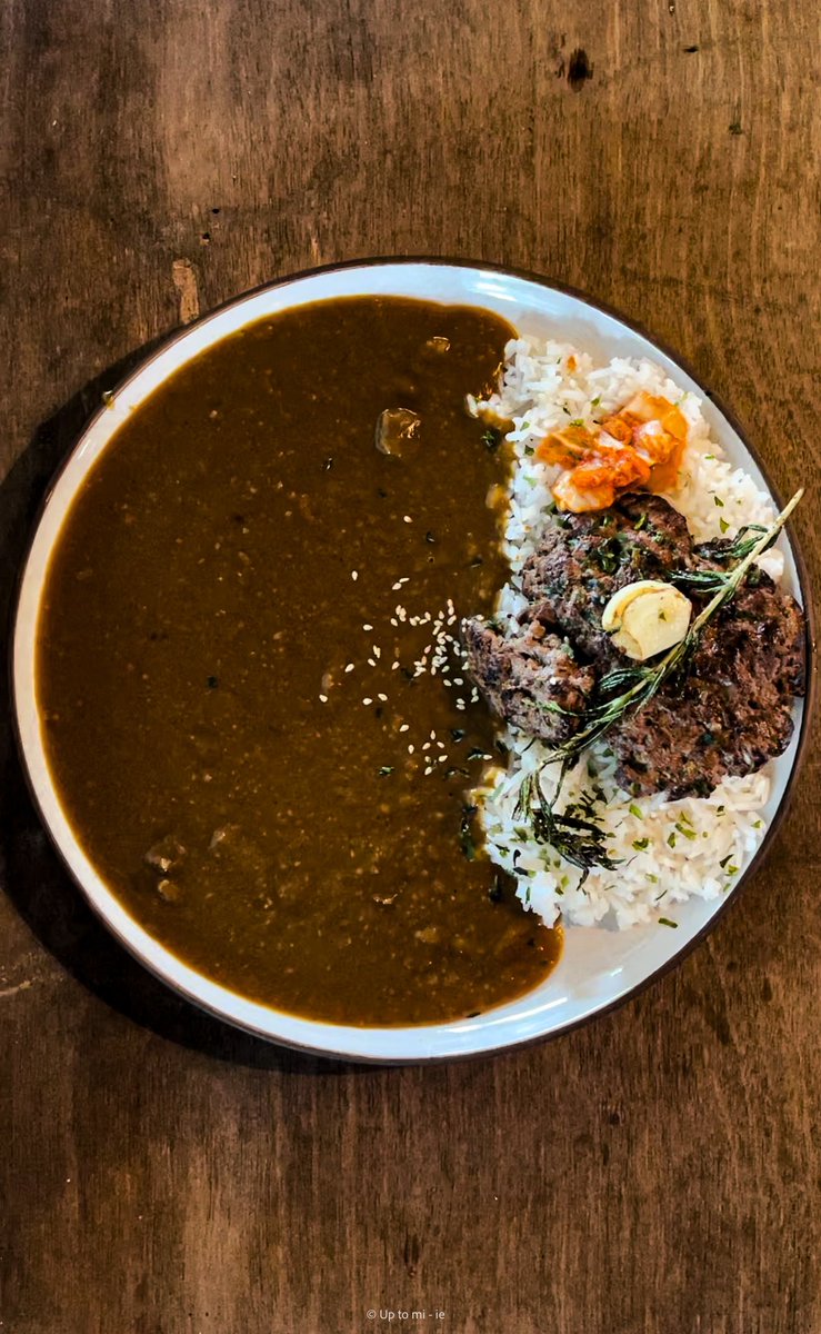 mnp1295's tweet photo. 🍛 #TVแชมเปี้ยนข้าวแกงกะหรี่ญี่ปุ่น ข้าวแกงกะหรี่สามารถเติมน้ำแกงและเติมข้าวเพิ่มได้อีก 1 ครั้ง

💰 เริ่ม 50​฿

⏰ เปิด​ 11:00 - 19:00​ น.​ (ปิดทุกวันอาทิตย์)

📌 ตลาดเทพมงคล (ประตูหลังม.เทคโนตีนดอย)

🚗 จอดรถในตลาดได้เลย

#ร้านลับเชียงใหม่ https://t.co/pg0QfxWyZt
