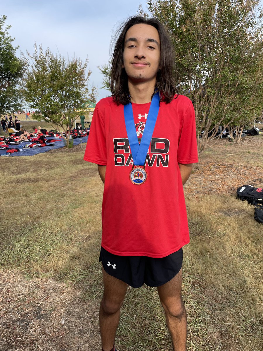 Aleksandr Acuna wins the elite varsity boys division at Lovejoy this morning running a 14:50 and setting a new course record.  Great job Aleksandr!@DentonISDSports <a href="/sports_drc/">DRC Sports</a> <a href="/AleksandrAcuna/">Aleksandr Acuna</a> <a href="/CSOSUAVE17/">Mr. Hailey</a>