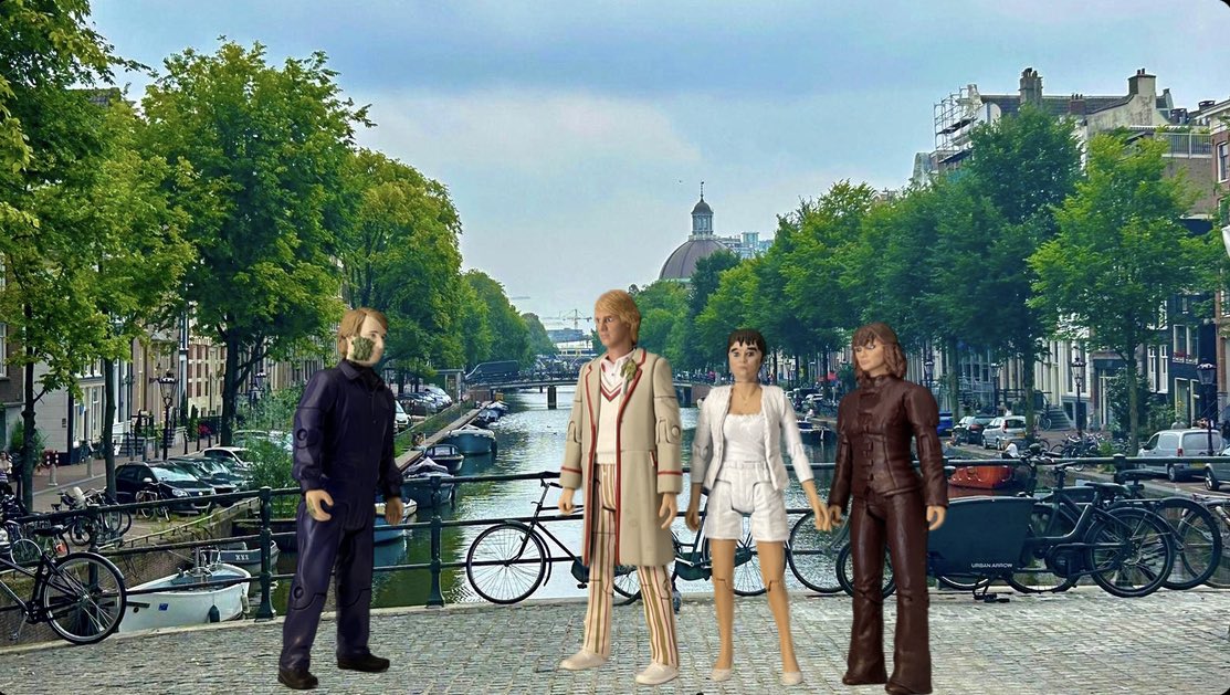 JR1991JR's tweet image. DOCTOR: Of course. I've been so silly. Amsterdam is located on the curve of the Arc, below sea level to maintain pressure for fusion conversion. 

#DoctorWho #ArcOfInfinity #80s