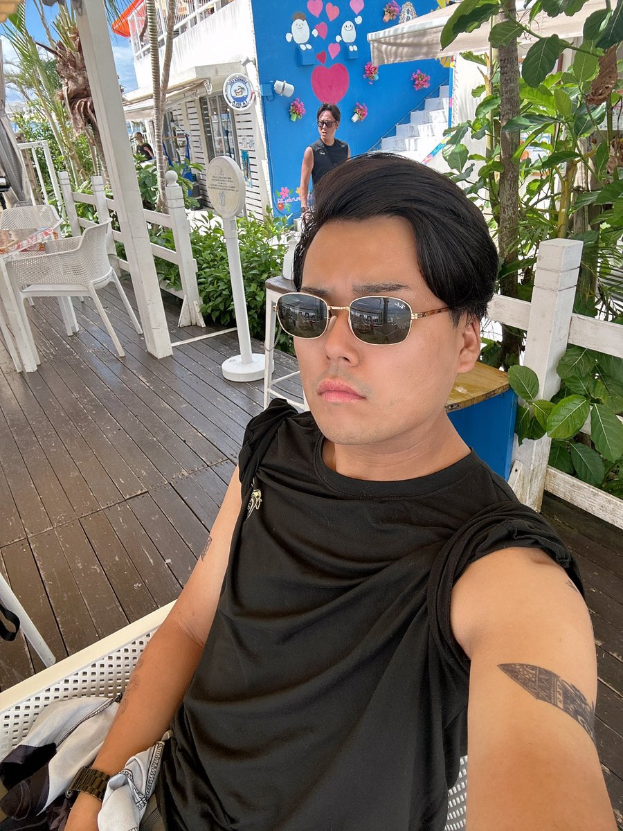 Captain_Ram0108's tweet photo. 社員旅行きたで���！！
沖縄やで！！！
ベロベロやで🤪 https://t.co/k75gYpi1Nq