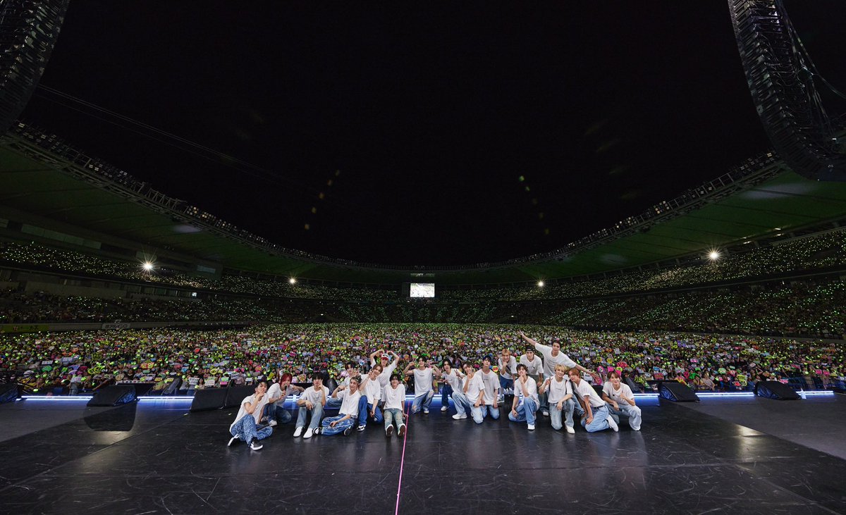 NCTsmtown's tweet photo. 꿈만 같은 아지노모토 스타디움에 NCT NATION 첫날 콘서트를 무사히 성공적으로 마칠 수 있어서 너무 행복했고 뿌듯한 순간이었다! 귀한 시간 내서 와준 우리 수많은 즈니들에게 다시 한번 감사드리고 멋진 무대와 퍼포먼스를 위해 노력해 준 우리 NCT 멤버들, 스태프분들에게도 감사의 인사 드리고싶네요ㅎㅎ 낼 마지막 공연까지도 무사히 마칠 수 있도록 최선을 다해서 공연에 임해볼게요! 무엇보다 여러분이 있기에 저희가 에너지를 얻고 힘내서 할 수 있는 것 같아요!! 감사합니다^^

夢のようだった味の素スタジアムで NCT NATION東京公演の初日を無事終えることができて、とても幸せで誇らしい瞬間でした！貴重な時間を割いて足を運んでくれたたくさんのシズニに改めて感謝します。かっこいいステージとパフォーマンスのために努力してくれたNCTのメンバーたち、スタッフのみなさんにも感謝したいです。明日の最後の公演まで無事終えられるよう最善を尽くして臨みます！何よりもみなさんがいてくれたからこそ、僕たちが力を得て頑張れました！！ありがとうございました^^
#JUNGWOO 

#NCT #NCT127 #NCTDREAM #WayV
#NCT_DOJAEJUNG #NCT_NATION
#NCT_NATION_ToTheWorld #TOKYO
#NCT_NATION_ToTheWorld_TOKYO