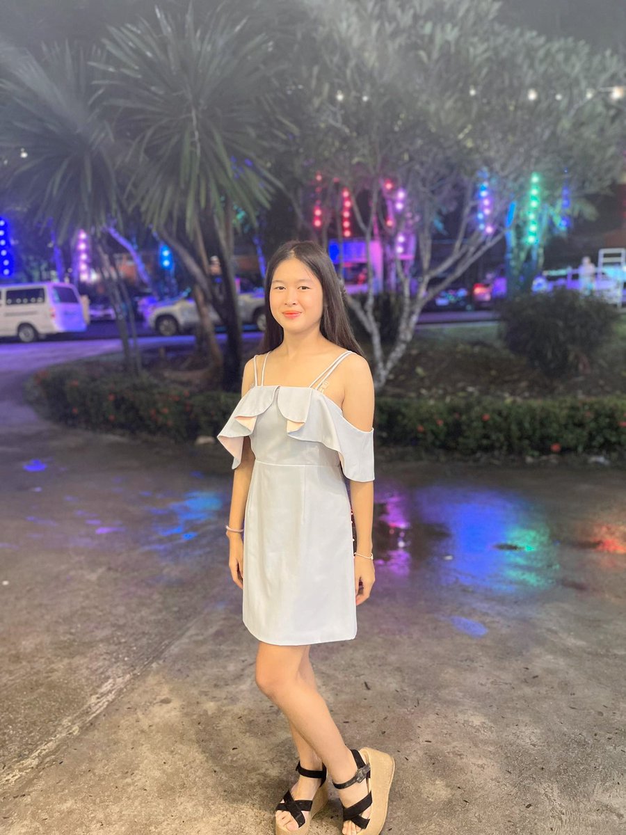 ชอบความธรรมดา แต่ทำให้มีความสุขได้ทุกวัน☺️🌱

#19years
#กาญจนบุรี