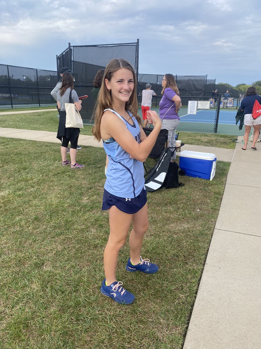 Ladies SDHS Tennis tweet media