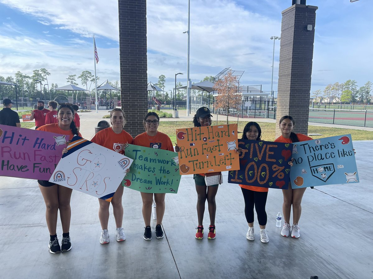 AHS HOSA members volunteering with Miracle League athletes this morning at the Adaptive Sports Complex in the Groves. <a href="/AtascocitaHosa/">Atascocita Hosa</a>