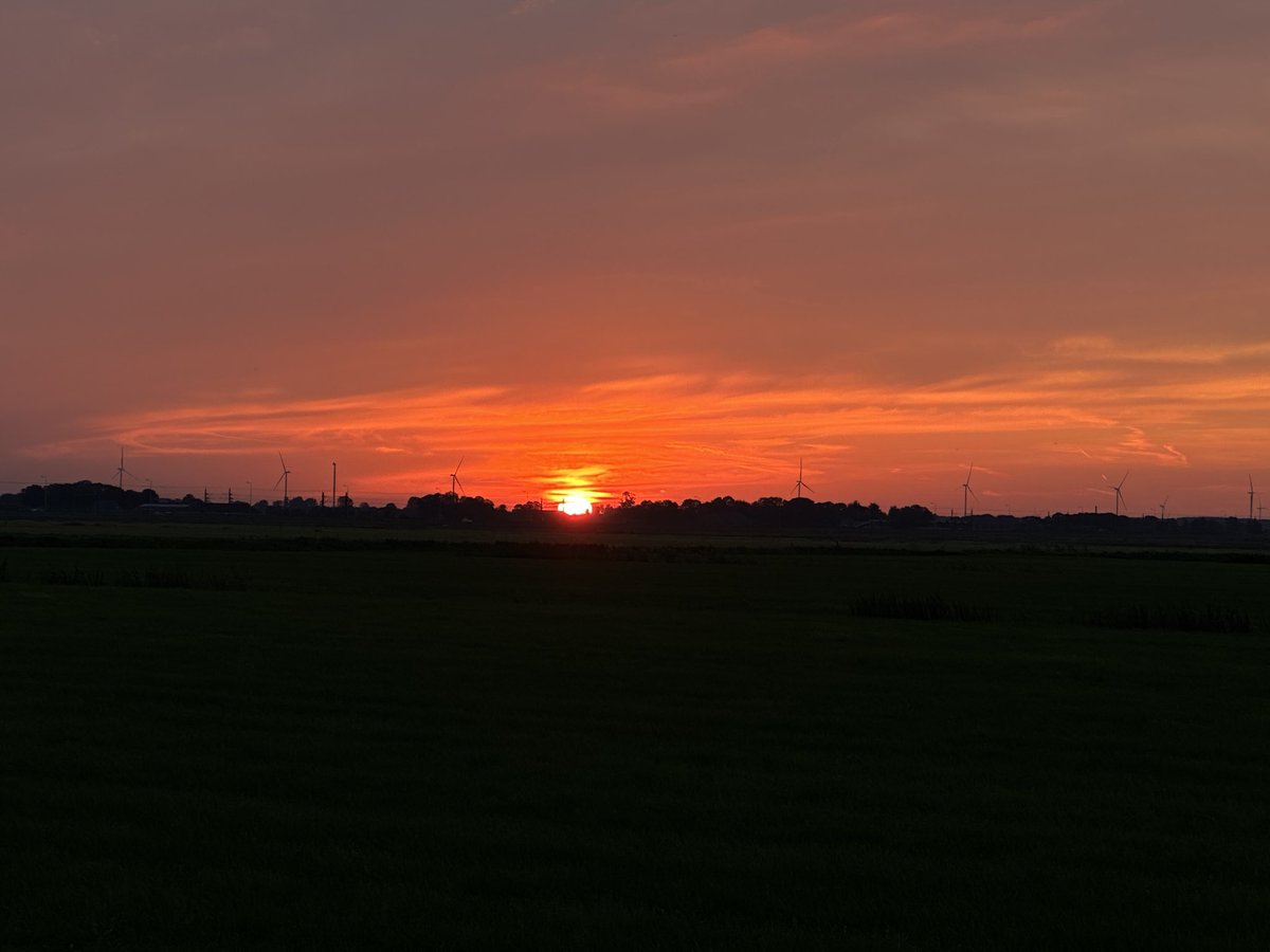 Even een stukkie fietsen en dan krijg je toch best een mooie zonsondergang te zien