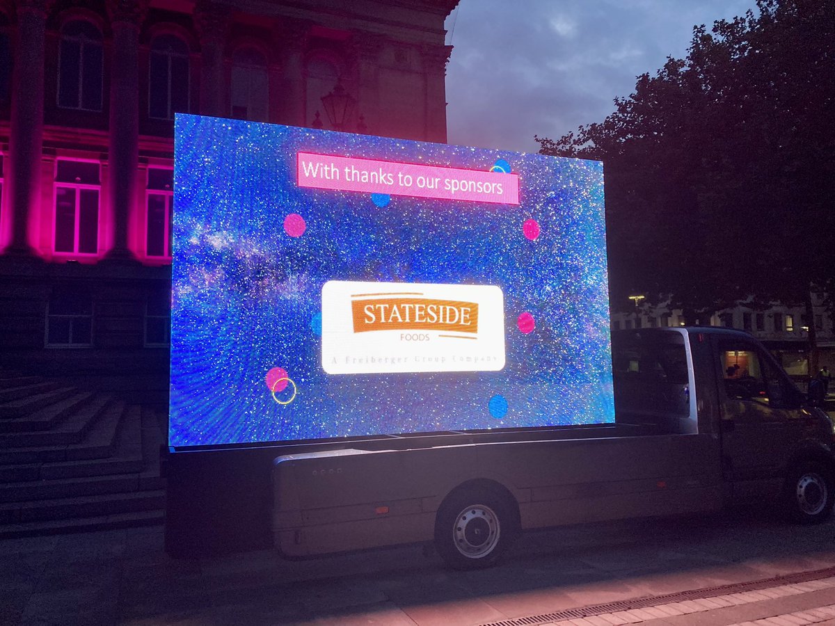 Not long until our memories walkers set off! Town hall looking fantastic in pink for #MyMemoriesWalk 💕