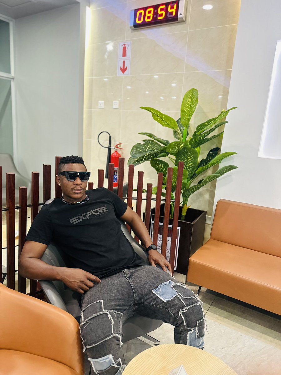 Richbizzy's tweet photo. https://t.co/izYH1G6pzj